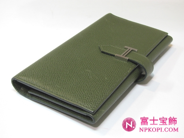 ブランド名：HERMES（エルメス）商品名：ベアン三つ折長財布HERMES032803024